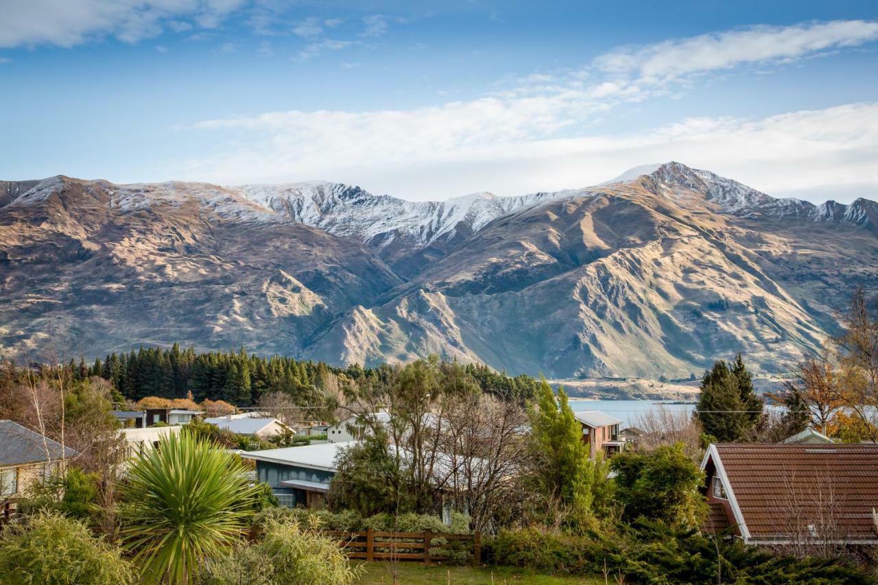 Villa Retro With A View Wanaka Esterno foto
