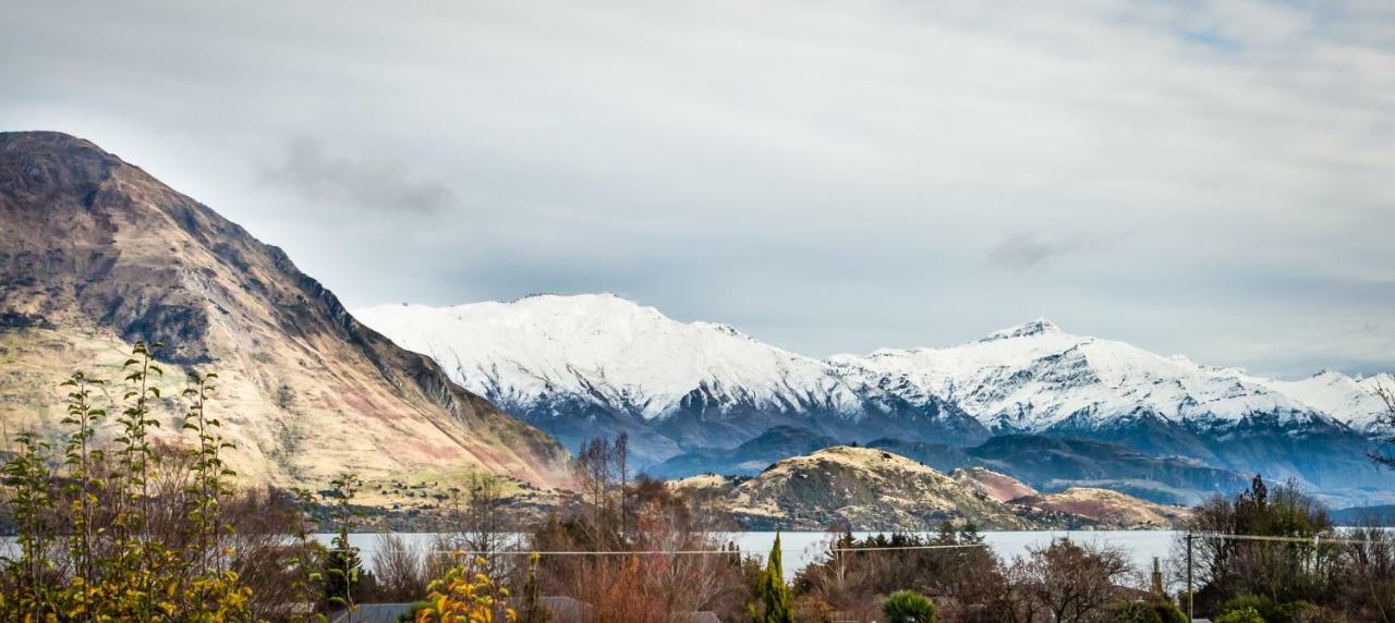 Villa Retro With A View Wanaka Esterno foto